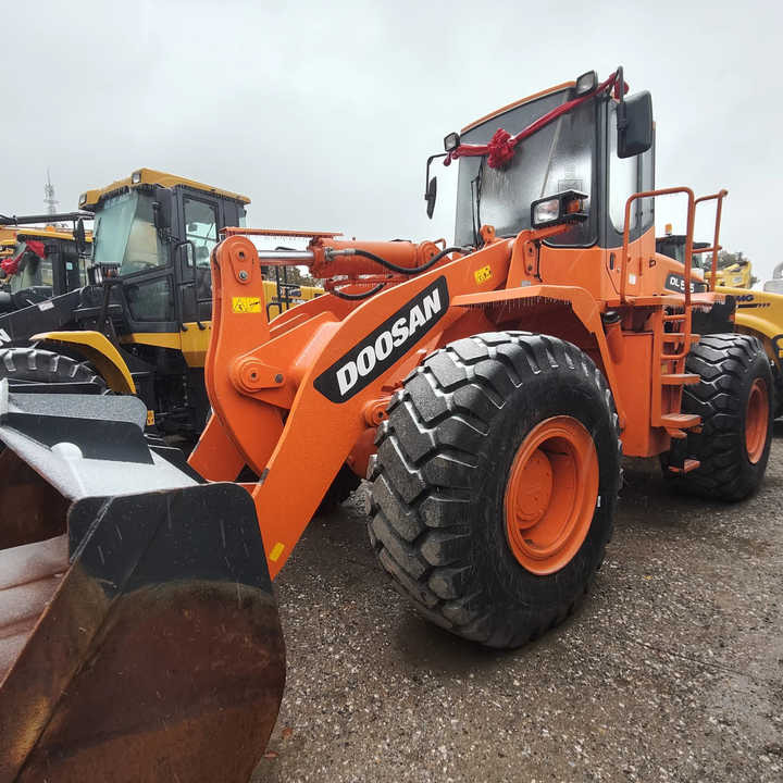 Doosan DL505-9c Loader with High Performance and Cheap Price Used Construction Machinery Export - Wiellader: afbeelding 1 Doosan DL505-9c Loader with High Performance and Cheap Price Used Construction Machinery Export - Wiellader: afbeelding 1