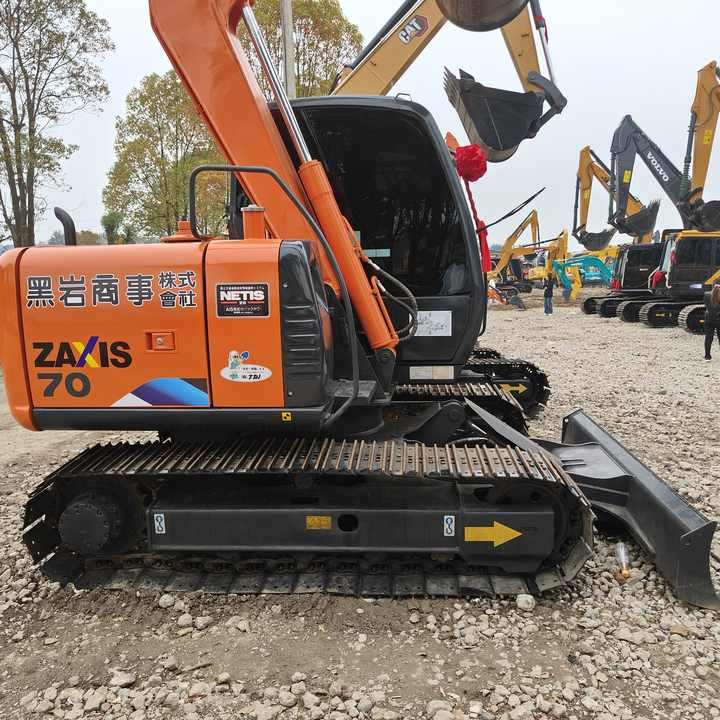 HITACHI ZX70 Original Japan Surplus Hitachi ZX70 for Sale - Rupsgraafmachine: afbeelding 2 HITACHI ZX70 Original Japan Surplus Hitachi ZX70 for Sale - Rupsgraafmachine: afbeelding 2