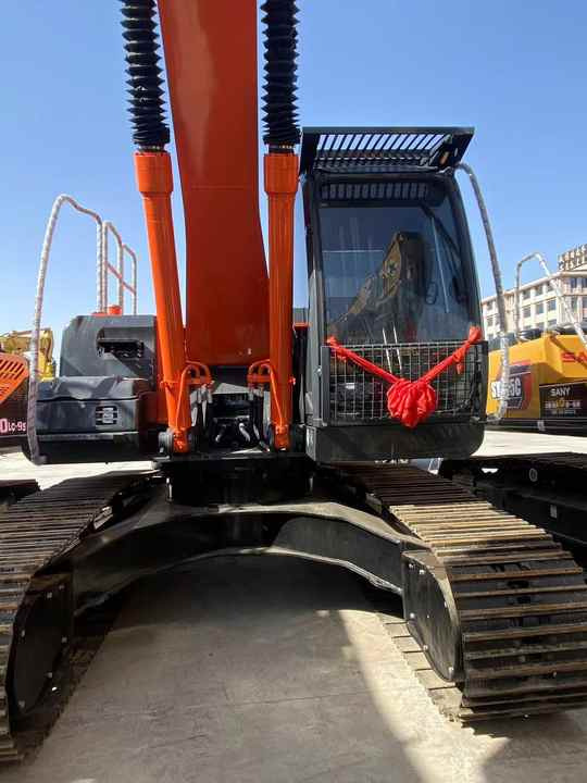 Hitachi Brand Zx210 Crawler Excavator 21tons Digger for Sale Used Hitachi Zx200 210 350 Excavator in Stock on Sale - Rupsgraafmachine: afbeelding 3 Hitachi Brand Zx210 Crawler Excavator 21tons Digger for Sale Used Hitachi Zx200 210 350 Excavator in Stock on Sale - Rupsgraafmachine: afbeelding 3