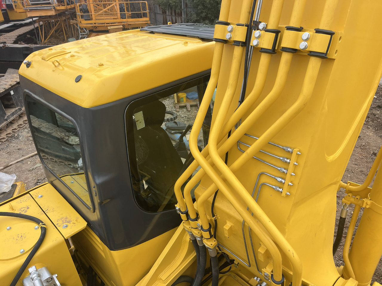KOMATSU Crawler excavator Second-hand Excavator Komatsu PC 450-7for Sale-------Good Condition - Rupsgraafmachine: afbeelding 1 KOMATSU Crawler excavator Second-hand Excavator Komatsu PC 450-7for Sale-------Good Condition - Rupsgraafmachine: afbeelding 1