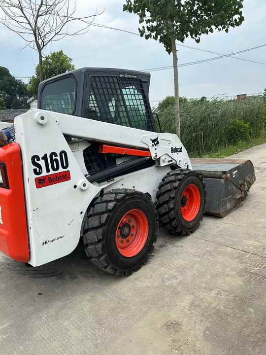 New Arrival Bobcat S160 Skid Steer Loader Available on Sale Hydraulic Type Manufacturer Anhui ZhaoMi - Schranklader: afbeelding 2 New Arrival Bobcat S160 Skid Steer Loader Available on Sale Hydraulic Type Manufacturer Anhui ZhaoMi - Schranklader: afbeelding 2