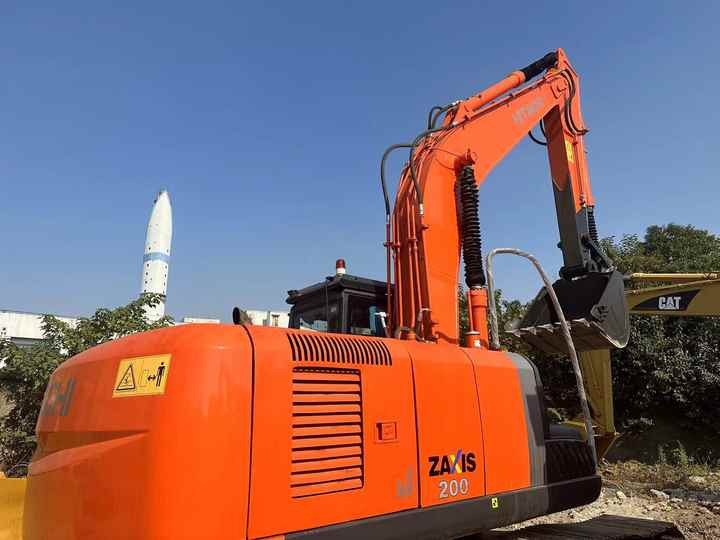 Original Japan Hitachi ZX200-3 Excavator Hitachi Excavator in Low Price for Hot Sale - Rupsgraafmachine: afbeelding 5 Original Japan Hitachi ZX200-3 Excavator Hitachi Excavator in Low Price for Hot Sale - Rupsgraafmachine: afbeelding 5