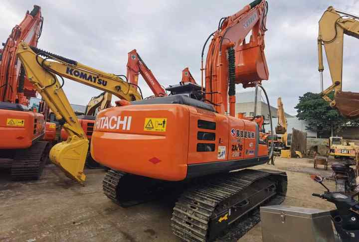 Original Japan Hitachi ZX200-3 Excavator Hitachi Excavator in Low Price for Hot Sale - Rupsgraafmachine: afbeelding 4 Original Japan Hitachi ZX200-3 Excavator Hitachi Excavator in Low Price for Hot Sale - Rupsgraafmachine: afbeelding 4