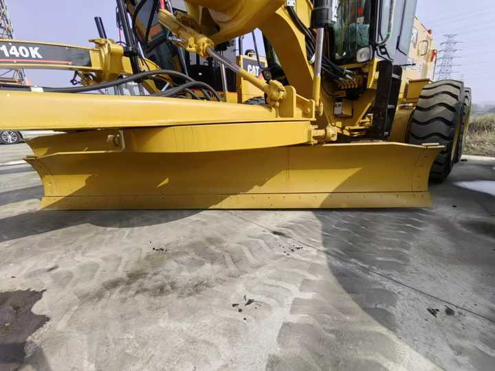 Perfect Used Cheap Caterpillar Cat 140H Grader for Sale Original 140k 140h 140g 12k Motor Grader with Cheap Price on Hot Sale - Grader: afbeelding 3 Perfect Used Cheap Caterpillar Cat 140H Grader for Sale Original 140k 140h 140g 12k Motor Grader with Cheap Price on Hot Sale - Grader: afbeelding 3