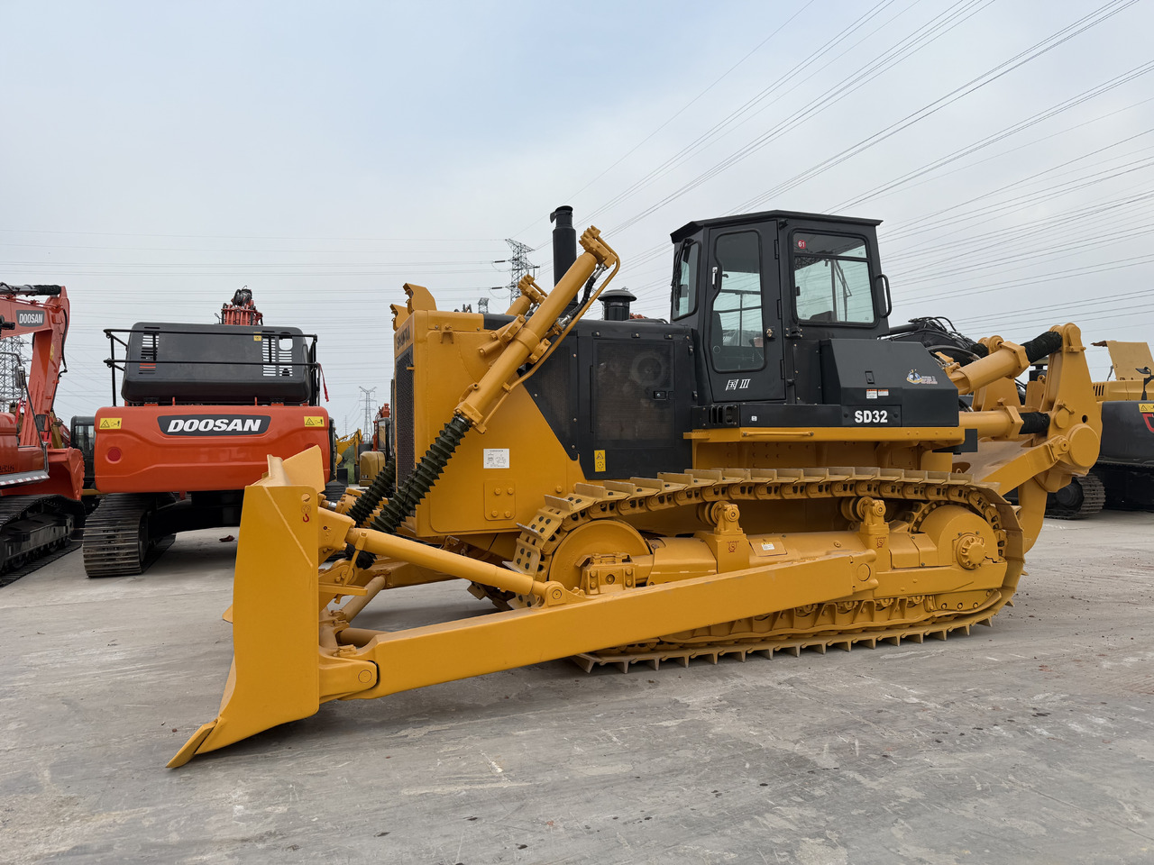 SHANTUI SD32 - Bulldozer: afbeelding 1 SHANTUI SD32 - Bulldozer: afbeelding 1