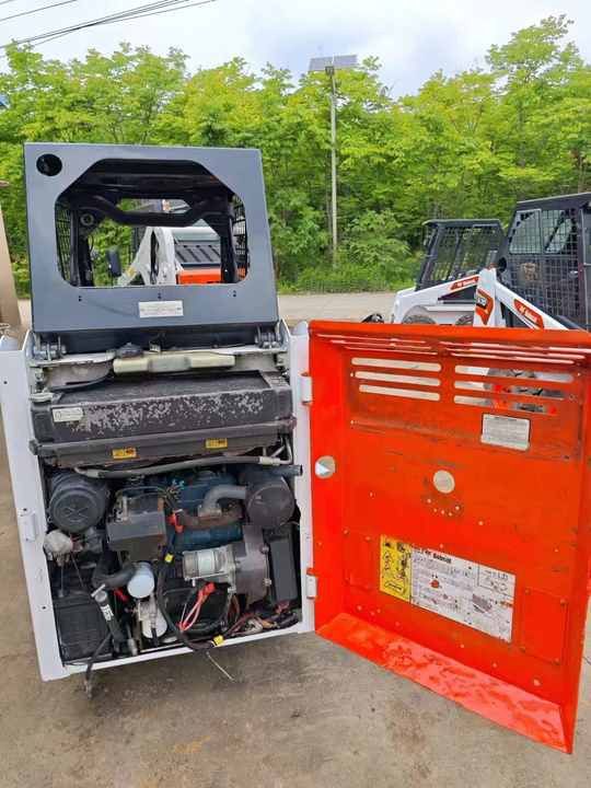 Second Hand Bobcat S70 Skid Steer Loader on Stock Excellent Performance Bobcat S70 S160 S300 330 Skid Steer for Sale - Schranklader: afbeelding 4 Second Hand Bobcat S70 Skid Steer Loader on Stock Excellent Performance Bobcat S70 S160 S300 330 Skid Steer for Sale - Schranklader: afbeelding 4