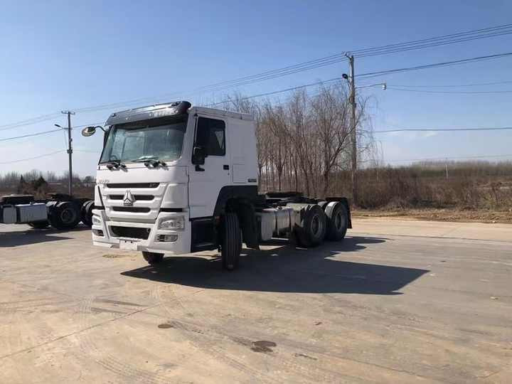 Used HOWO Truck Head Semi-trailer Head Trailer Head - Trekker: afbeelding 5 Used HOWO Truck Head Semi-trailer Head Trailer Head - Trekker: afbeelding 5