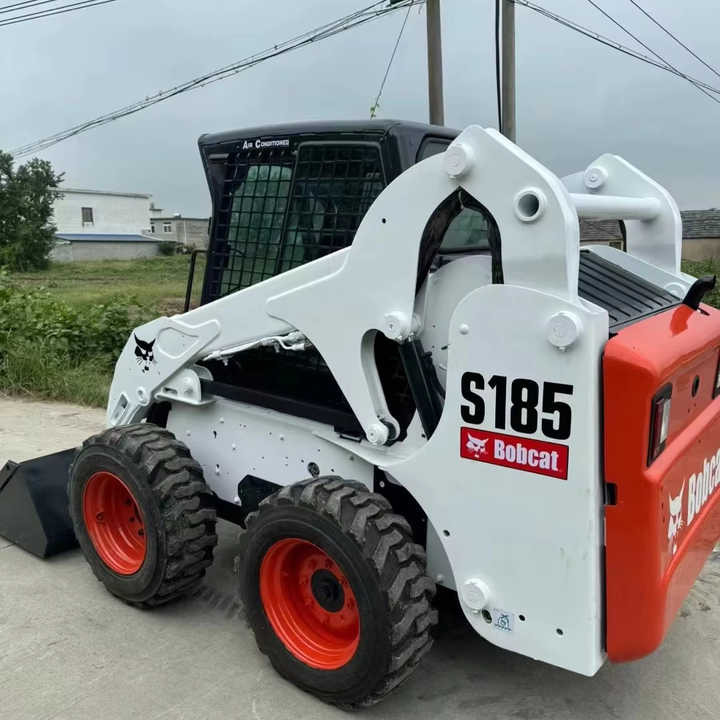 Used Bobcat S185 Skid Steer on Sale Bobcat S16 18 185 160 300 Skid Steer with Excellent Condition for Sale - Schranklader: afbeelding 1 Used Bobcat S185 Skid Steer on Sale Bobcat S16 18 185 160 300 Skid Steer with Excellent Condition for Sale - Schranklader: afbeelding 1