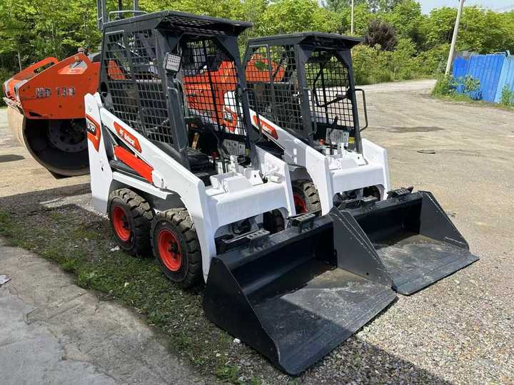 Used Bobcat S70 Skid Teer in Stock Good Condition bobcat S70 S160 185 300 330 Skid Steer for Sale - Schranklader: afbeelding 3 Used Bobcat S70 Skid Teer in Stock Good Condition bobcat S70 S160 185 300 330 Skid Steer for Sale - Schranklader: afbeelding 3