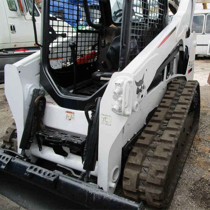 Used Bobcat T590 Used Skid Steer Loader with Good Condition for Sale S160 S185 S300 S330 T590 3T 4T 5T 2T - Schranklader: afbeelding 1 Used Bobcat T590 Used Skid Steer Loader with Good Condition for Sale S160 S185 S300 S330 T590 3T 4T 5T 2T - Schranklader: afbeelding 1