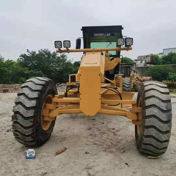 Used Caterpillar CAT 140H Land Road Motor Grader CAT140 CAT140H Used Grader Cheap Price for Sale - Grader: afbeelding 2 Used Caterpillar CAT 140H Land Road Motor Grader CAT140 CAT140H Used Grader Cheap Price for Sale - Grader: afbeelding 2