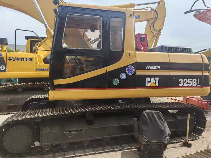 Used Digger CAT 325BL Construction Machinery Construction Digger Used CAT 325BL Cheap Excavator - Rupsgraafmachine: afbeelding 2 Used Digger CAT 325BL Construction Machinery Construction Digger Used CAT 325BL Cheap Excavator - Rupsgraafmachine: afbeelding 2