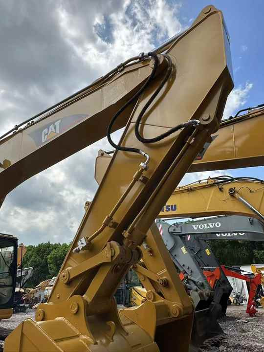 Used Digger CAT 330BL Construction Machinery Construction Digger Used CAT 330BL Cheap Excavator - Rupsgraafmachine: afbeelding 5 Used Digger CAT 330BL Construction Machinery Construction Digger Used CAT 330BL Cheap Excavator - Rupsgraafmachine: afbeelding 5