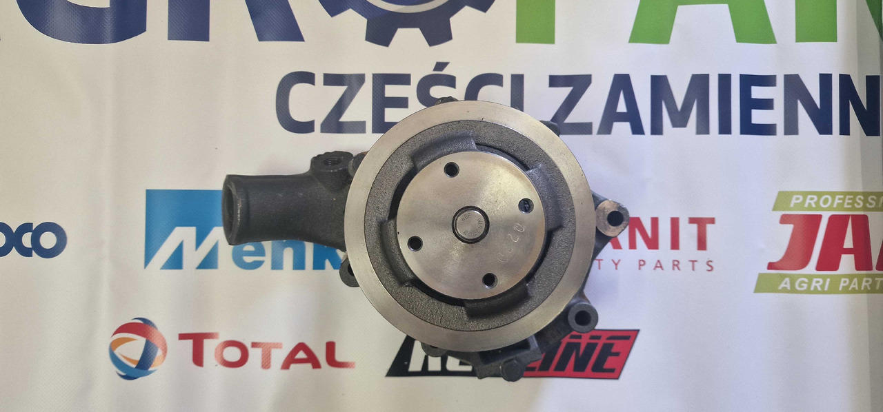 8187_2285 818_76233 pompa wody New Holland - Onderdelen voor Landbouwmachine: afbeelding 1 8187_2285 818_76233 pompa wody New Holland - Onderdelen voor Landbouwmachine: afbeelding 1