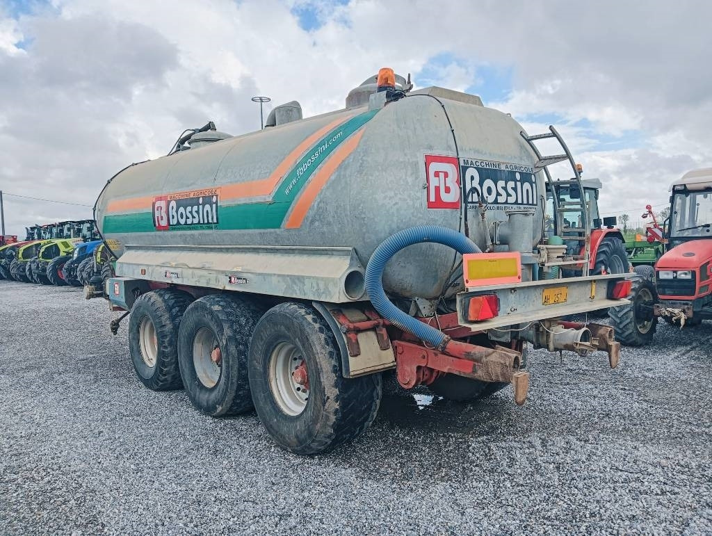 Bossini b200 - Mesttank: afbeelding 1 Bossini b200 - Mesttank: afbeelding 1