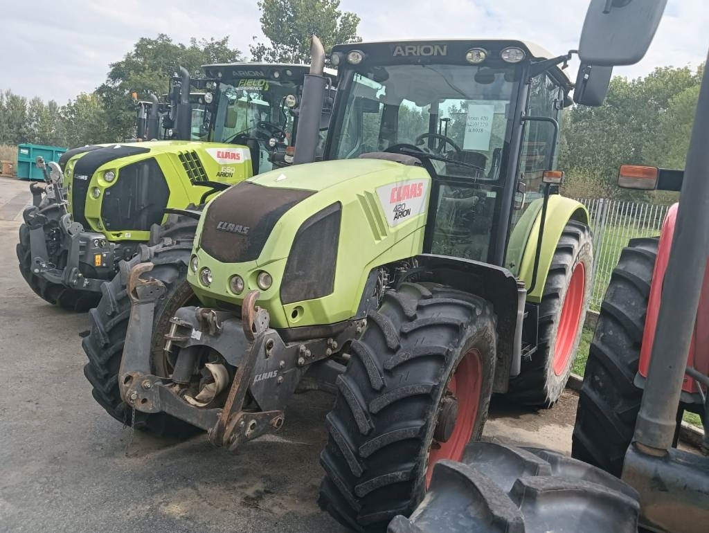 Claas Arion 420 - Tractor: afbeelding 3 Claas Arion 420 - Tractor: afbeelding 3