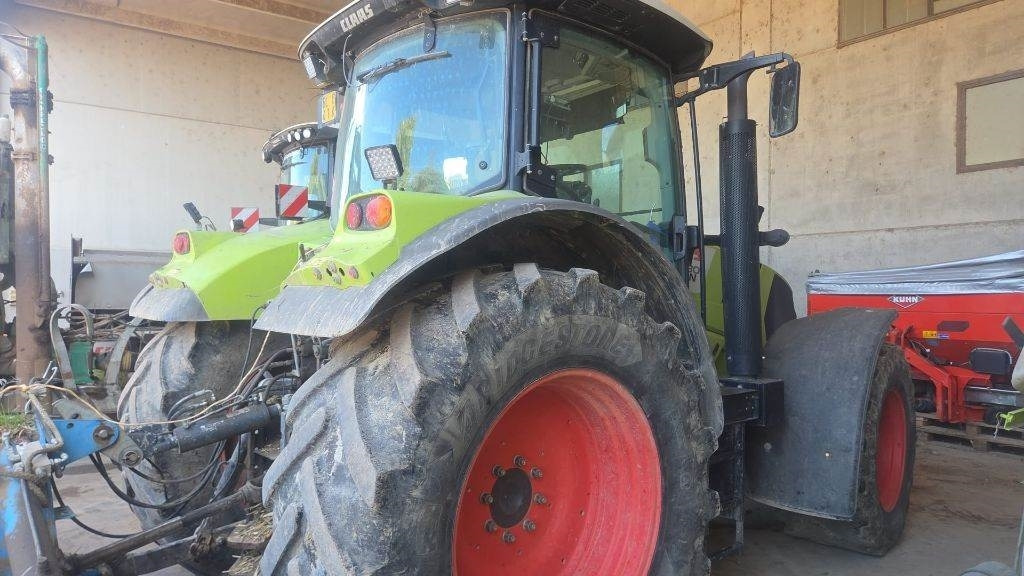 Claas Arion 630 CIS - Tractor: afbeelding 5 Claas Arion 630 CIS - Tractor: afbeelding 5