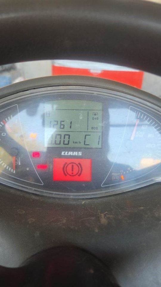 Claas Arion 630 CIS - Tractor: afbeelding 2 Claas Arion 630 CIS - Tractor: afbeelding 2