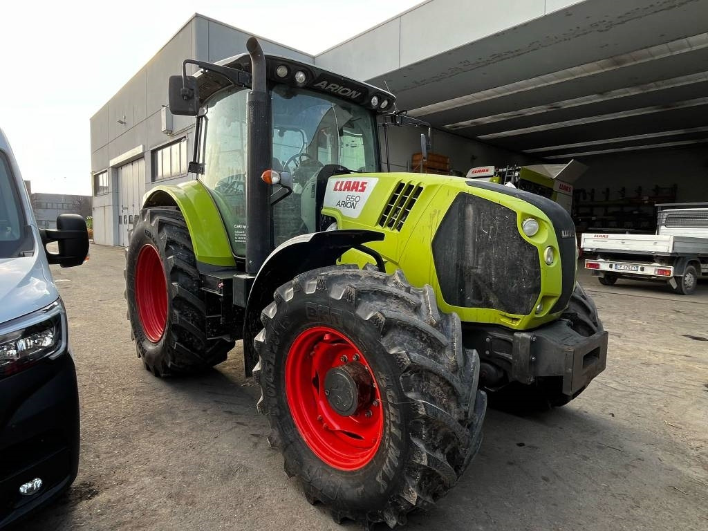 Claas Arion 650 - Tractor: afbeelding 1 Claas Arion 650 - Tractor: afbeelding 1