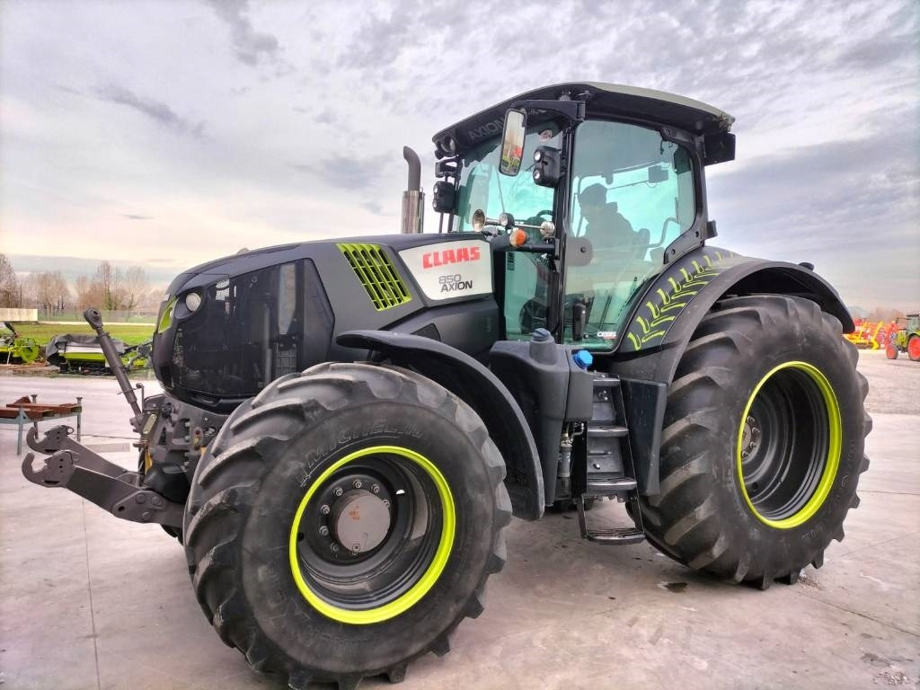 Claas Axion 810 - Tractor: afbeelding 3 Claas Axion 810 - Tractor: afbeelding 3