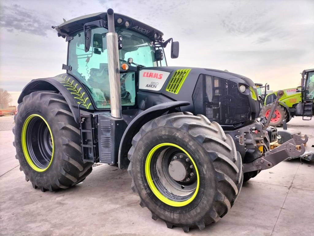 Claas Axion 810 - Tractor: afbeelding 1 Claas Axion 810 - Tractor: afbeelding 1