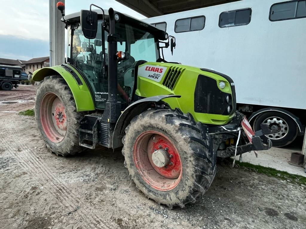 Claas Axion 830 Cmatic - Tractor: afbeelding 4 Claas Axion 830 Cmatic - Tractor: afbeelding 4