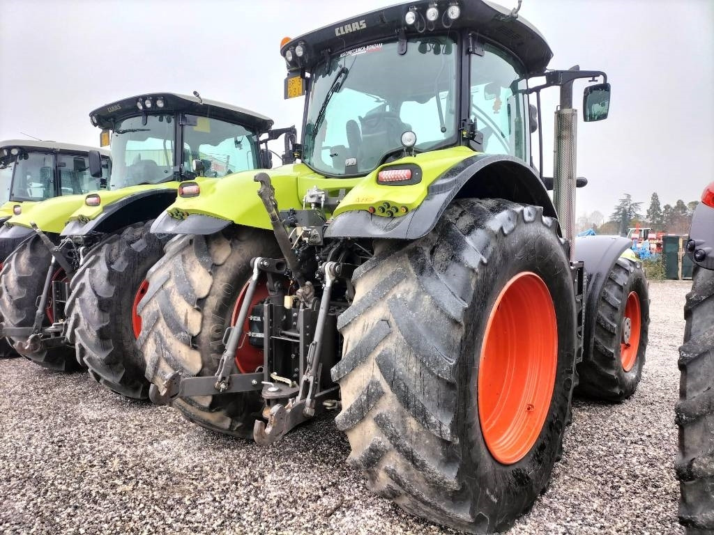 Claas Axion 830 Cmatic - Tractor: afbeelding 4 Claas Axion 830 Cmatic - Tractor: afbeelding 4