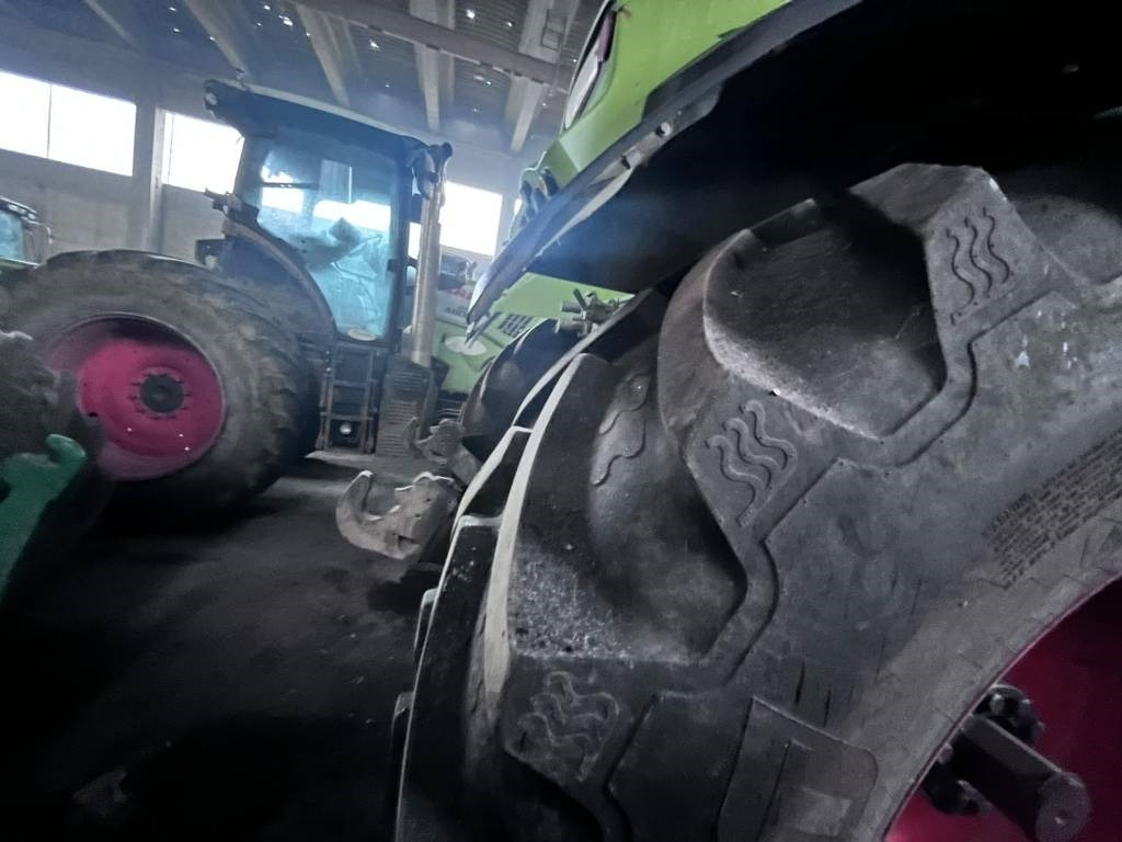 Claas Axion 950 Cmatic - Tractor: afbeelding 3 Claas Axion 950 Cmatic - Tractor: afbeelding 3