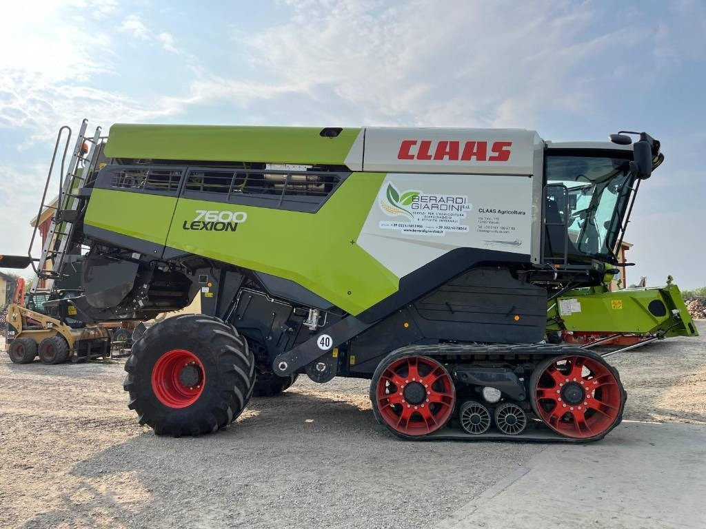 Claas LEXION 7600 TT - Maaidorser: afbeelding 1 Claas LEXION 7600 TT - Maaidorser: afbeelding 1