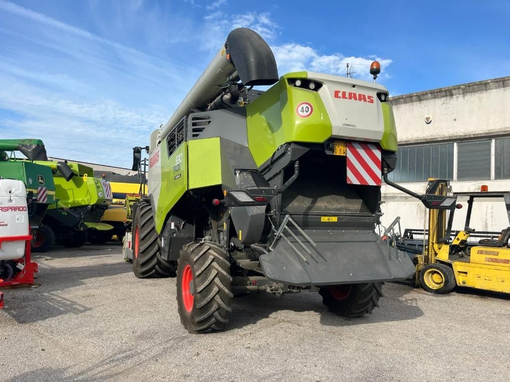 Claas TRION 530 MONTANA - Maaidorser: afbeelding 2 Claas TRION 530 MONTANA - Maaidorser: afbeelding 2