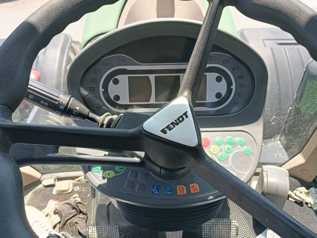 Fendt 718 Vario - Tractor: afbeelding 4 Fendt 718 Vario - Tractor: afbeelding 4
