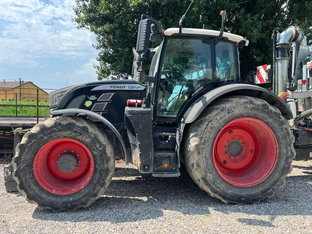Fendt 720 - Tractor: afbeelding 2 Fendt 720 - Tractor: afbeelding 2