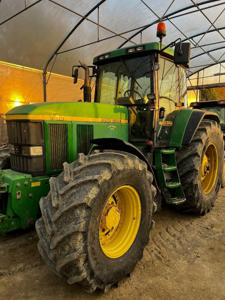 John Deere 7810 - Tractor: afbeelding 1 John Deere 7810 - Tractor: afbeelding 1