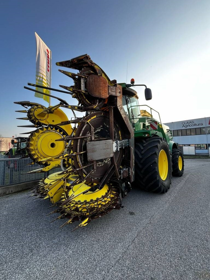 John Deere 8800 - Hakselaar: afbeelding 4 John Deere 8800 - Hakselaar: afbeelding 4