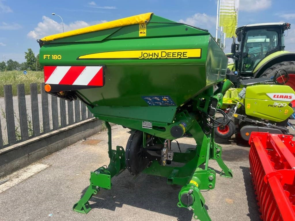 John Deere FT 180 - Kunstmeststrooier: afbeelding 2 John Deere FT 180 - Kunstmeststrooier: afbeelding 2