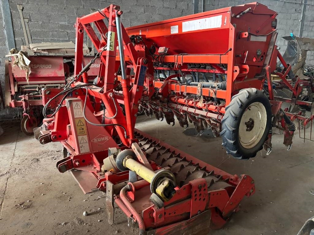 Kuhn HR 3003 D - Grondfrees: afbeelding 1 Kuhn HR 3003 D - Grondfrees: afbeelding 1