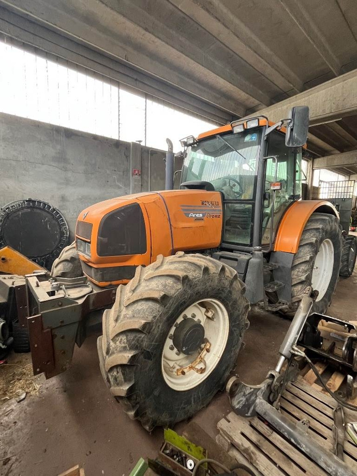 Renault Ares 640 RZ - Tractor: afbeelding 1 Renault Ares 640 RZ - Tractor: afbeelding 1