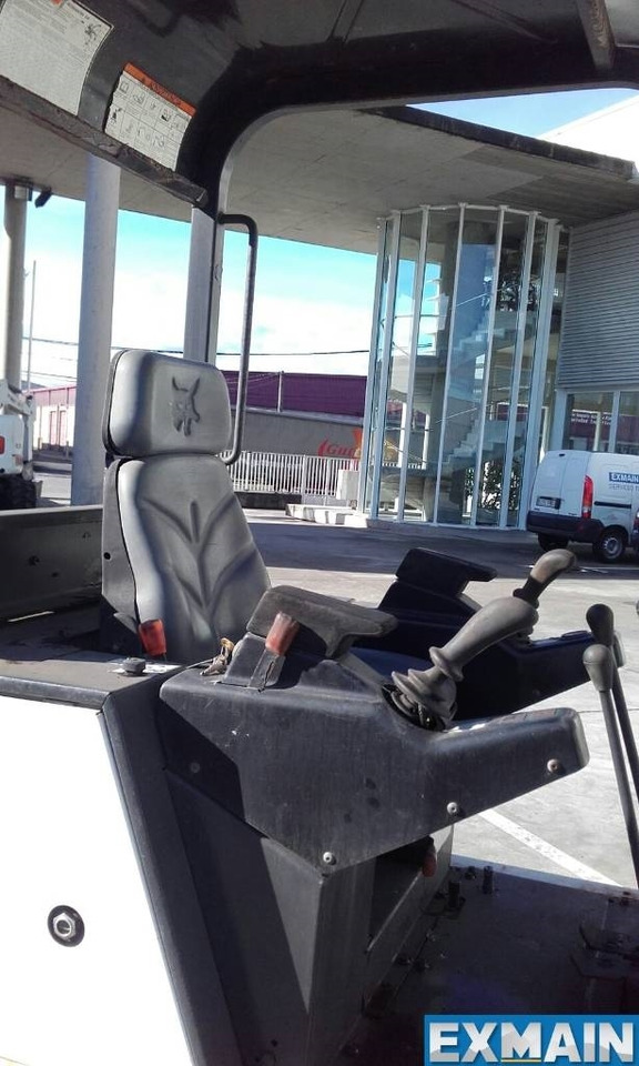 Bobcat X 320 - Minigraafmachine: afbeelding 5 Bobcat X 320 - Minigraafmachine: afbeelding 5
