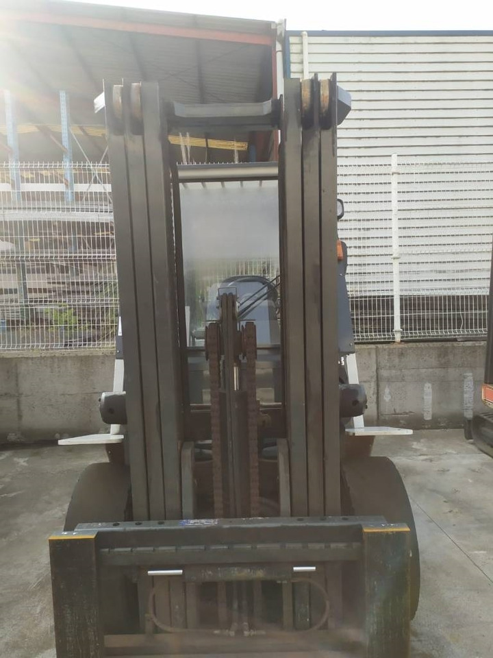 UniCarriers D1F4A40Q - Zijlader: afbeelding 3 UniCarriers D1F4A40Q - Zijlader: afbeelding 3