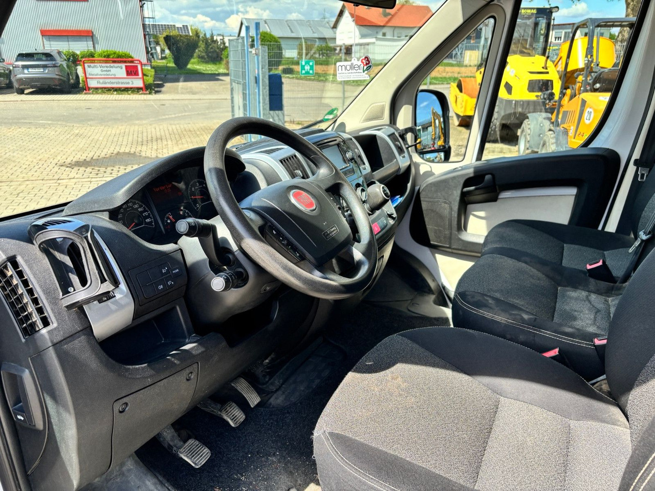 Fiat Ducato Pritsche - Bestelwagen open laadbak: afbeelding 4 Fiat Ducato Pritsche - Bestelwagen open laadbak: afbeelding 4