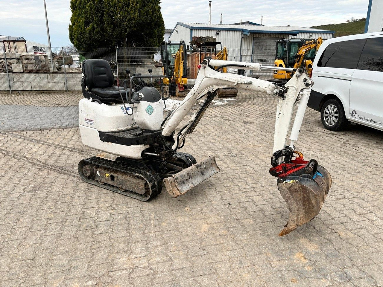 Komatsu PC09-1 - Minigraafmachine: afbeelding 2 Komatsu PC09-1 - Minigraafmachine: afbeelding 2