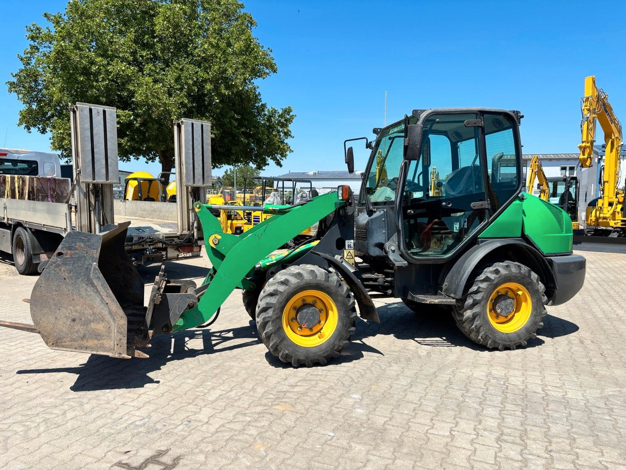 Komatsu WA70-5 - Wiellader: afbeelding 1 Komatsu WA70-5 - Wiellader: afbeelding 1