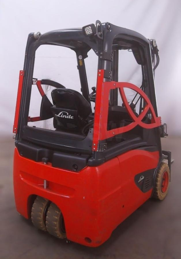 Fenwick E16 - Elektrische heftruck: afbeelding 2 Fenwick E16 - Elektrische heftruck: afbeelding 2