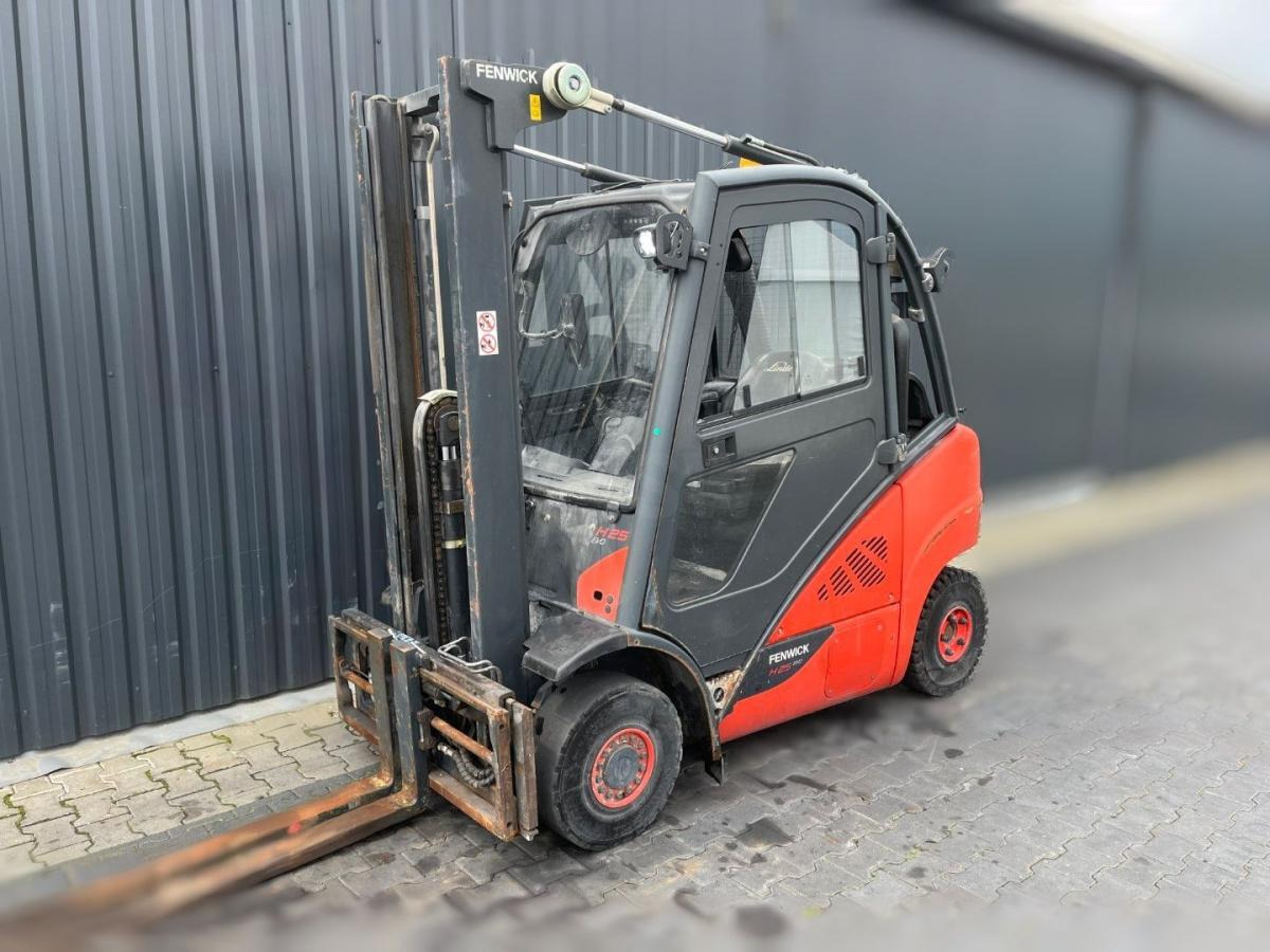 Fenwick H25T-02 - LPG heftruck: afbeelding 1 Fenwick H25T-02 - LPG heftruck: afbeelding 1