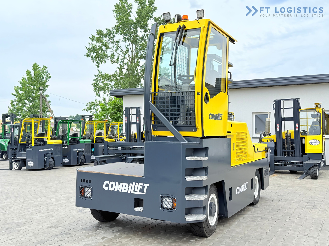COMBILIFT C6000FSL / DIESEL / DUPLEX - 4100MM / 1400MM FORKS / SIDE LOADER / 6000KG CAPACITY / FREE LIFT / DEUTZ ENGINE / EXCELLENT CONDITION - Zijlader: afbeelding 3 COMBILIFT C6000FSL / DIESEL / DUPLEX - 4100MM / 1400MM FORKS / SIDE LOADER / 6000KG CAPACITY / FREE LIFT / DEUTZ ENGINE / EXCELLENT CONDITION - Zijlader: afbeelding 3