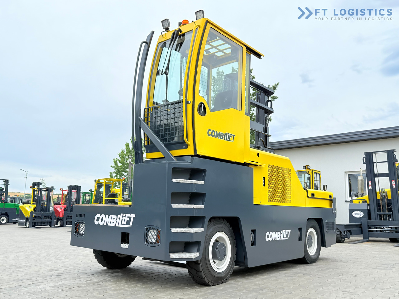 COMBILIFT C6000FSL / DIESEL / DUPLEX - 4100MM / 1400MM FORKS / SIDE LOADER / 6000KG CAPACITY / FREE LIFT / DEUTZ ENGINE / EXCELLENT CONDITION - Zijlader: afbeelding 5 COMBILIFT C6000FSL / DIESEL / DUPLEX - 4100MM / 1400MM FORKS / SIDE LOADER / 6000KG CAPACITY / FREE LIFT / DEUTZ ENGINE / EXCELLENT CONDITION - Zijlader: afbeelding 5