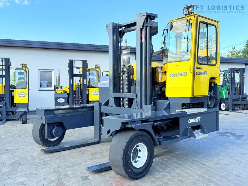 Combilift C14000 / LPG GAS / DUPLEX 3600MM / FREE LIFT / FORK POSITIONER / 1500MM FORKS / LIKE NEW C14000 / LPG GAS / DUPLEX 3600MM / FREE - 4-weg zijlader: afbeelding 1 Combilift C14000 / LPG GAS / DUPLEX 3600MM / FREE LIFT / FORK POSITIONER / 1500MM FORKS / LIKE NEW C14000 / LPG GAS / DUPLEX 3600MM / FREE - 4-weg zijlader: afbeelding 1