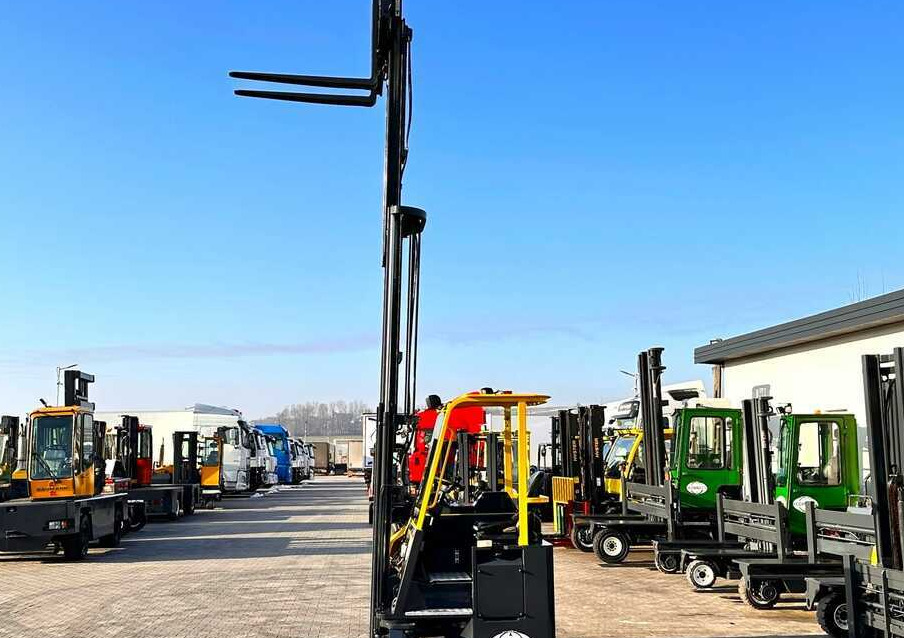 Leasing  Combilift C2500CB - DIESEL - TRIPLEX - 2018 - LIKE NEW Combilift C2500CB - DIESEL - TRIPLEX - 2018 - LIKE NEW: afbeelding 15