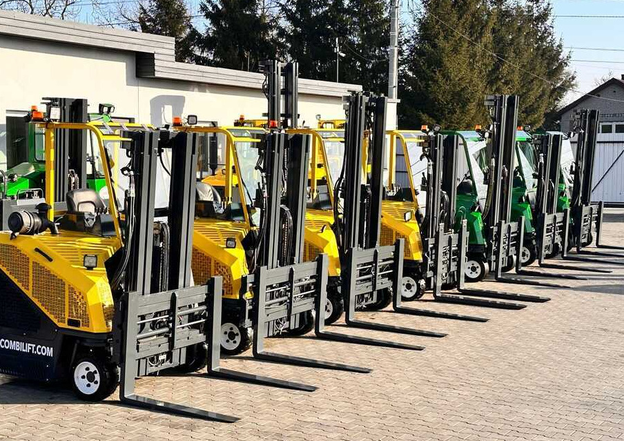 Leasing  Combilift C2500CB - DIESEL - TRIPLEX - 2018 - LIKE NEW Combilift C2500CB - DIESEL - TRIPLEX - 2018 - LIKE NEW: afbeelding 40