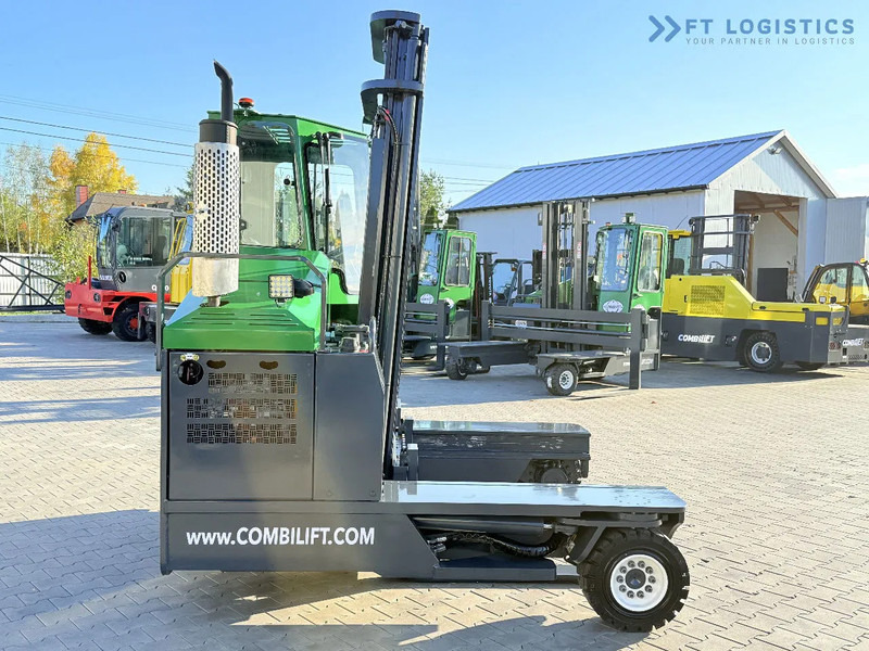 Combilift C4000 / DIESEL / DUPLEX 4100MM / FREE LIFT / SIDE SHIFT / FULL CABIN / EXCELLENT CONDITION / Wide range of four-way and side loa - 4-weg zijlader: afbeelding 5 Combilift C4000 / DIESEL / DUPLEX 4100MM / FREE LIFT / SIDE SHIFT / FULL CABIN / EXCELLENT CONDITION / Wide range of four-way and side loa - 4-weg zijlader: afbeelding 5